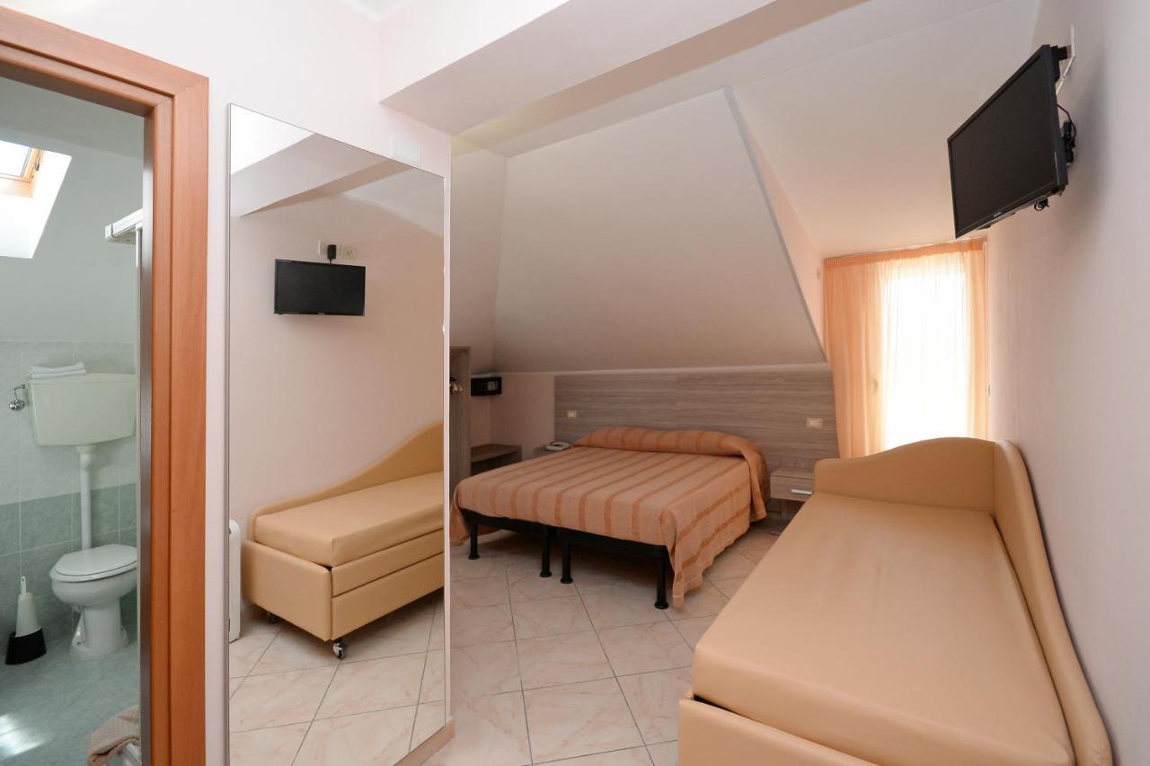 Hotel Concorde Cesenatico Exterior photo