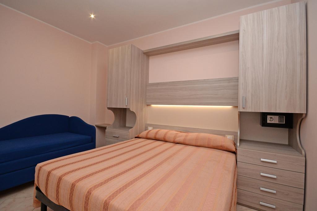 Hotel Concorde Cesenatico Exterior photo